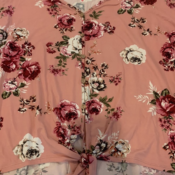 Floral Blouse - Picture 4 of 7